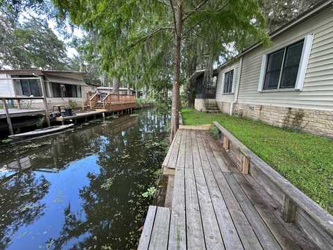 28944 Hubbard St, Leesburg, FL 34748