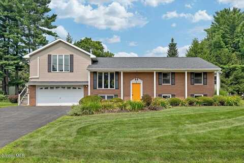 8 Marjorie Drive, Saratoga Springs, NY 12866