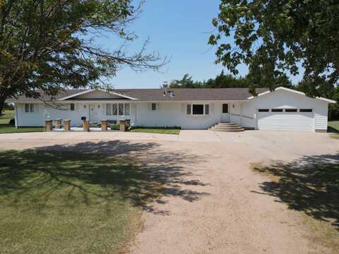 1210 M5 Rd, Larned, KS 67550