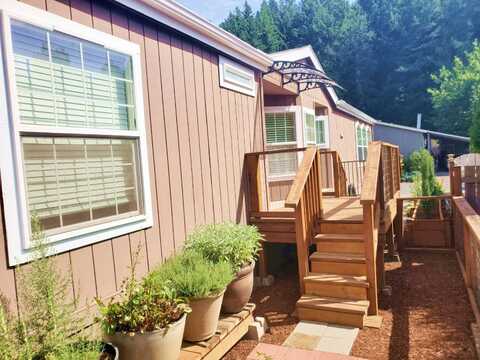15768 SE Powell Blvd, Portland, OR 97236