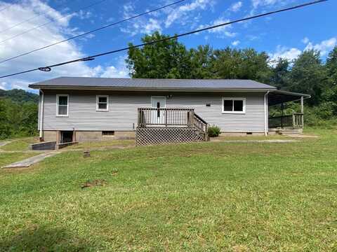 6272 US Hwy 33E, Glenville, WV 26351