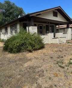 232 N. 5th, Douglas, WY 82633