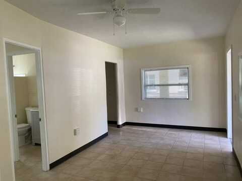 9 East Main St, Mount Dora, FL 32757