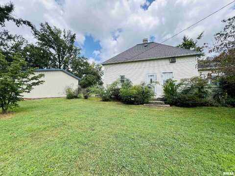 2301 N MAIN Street, Eldorado, IL 62930