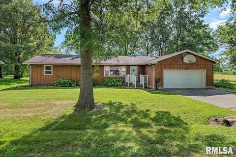 306 CHESTNUT Street, Nokomis, IL 62075