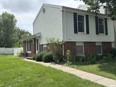 295 JAMESTOWN Road, Macomb, IL 61455