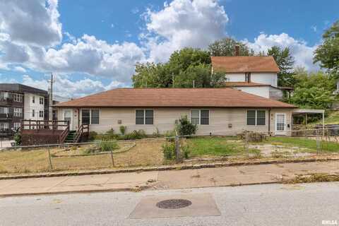 522-528 FARNAM Street, Davenport, IA 52803