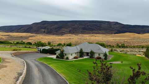 101525 W Old Inland Empire, Prosser, WA 99350