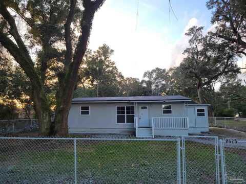 8625 Stockdale Dr, Pensacola, FL 32514