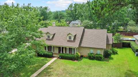 2211 Melissa Dr, PALESTINE, TX 75801