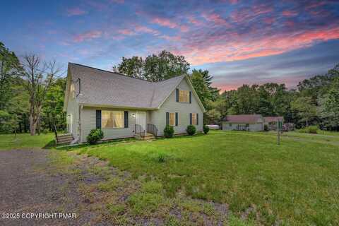 207 Game Lane, Blakeslee, PA 18610
