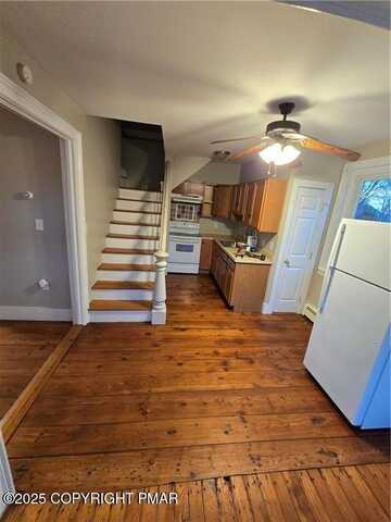 2376 N Delaware Drive, Mount Bethel, PA 18343