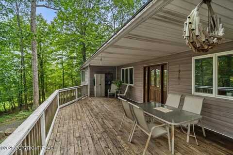 125 Talon Drive, Tannersville, PA 18372
