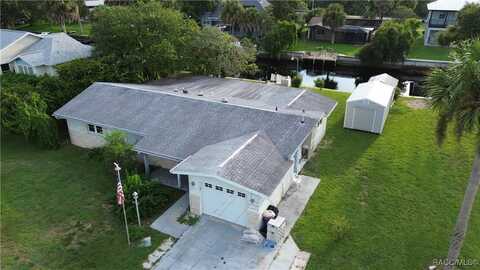 3896 N Seminole Point, Crystal River, FL 34428