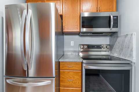 2015 NE 32nd Ct, Pompano Beach, FL 33064
