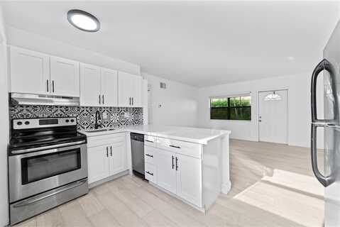 413 SE 16th St, Fort Lauderdale, FL 33316