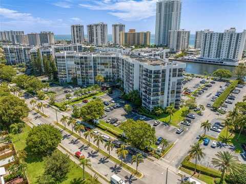 800 Parkview Dr, Hallandale Beach, FL 33009