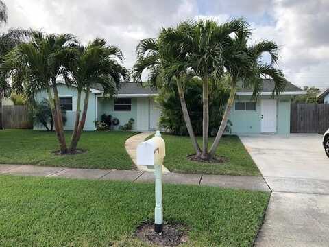 18966 SE SE Southgate Dr, Tequesta, FL 33469