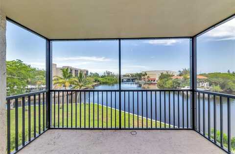 7 Royal Palm Way, Boca Raton, FL 33432