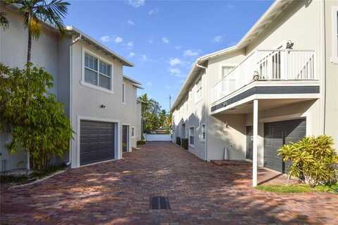 271 SE 22 ST, Fort Lauderdale, FL 33316