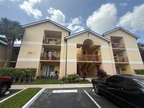 7620 Westwood Dr, Tamarac, FL 33321