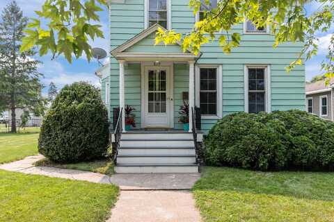 829 OTTER Avenue, OSHKOSH, WI 54901