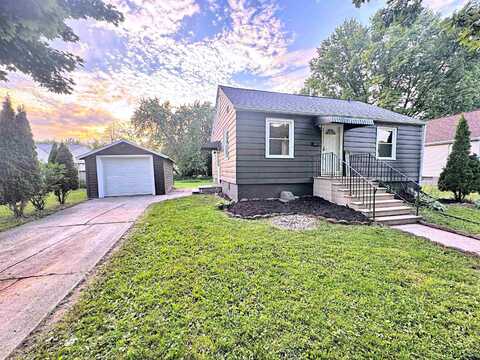 424 GOODELL Street, GREEN BAY, WI 54301