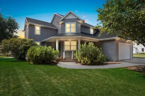 321 E APPLE CREEK Road, APPLETON, WI 54913