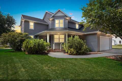 321 E APPLE CREEK Road, APPLETON, WI 54913