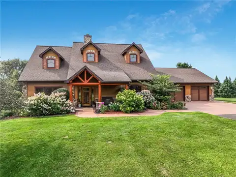 427 W 8th Avenue, Stanley, WI 54768