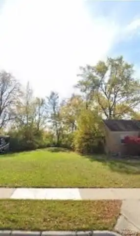 13201 Oak Park Boulevard, Oak Park, MI 48237