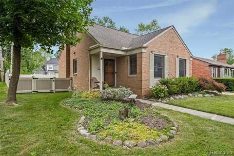 1823 Humphrey Avenue, Birmingham, MI 48009