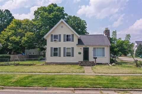 745 N Calhoun Street, Lapeer, MI 48446