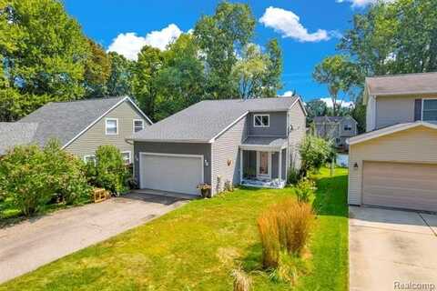 3852 Florman, Waterford, MI 48329