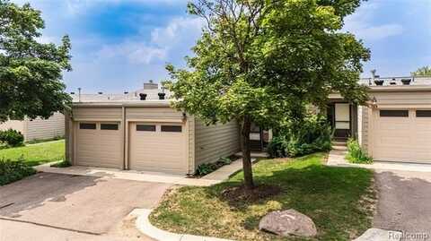 767 Skynob Drive, Ann Arbor, MI 48105