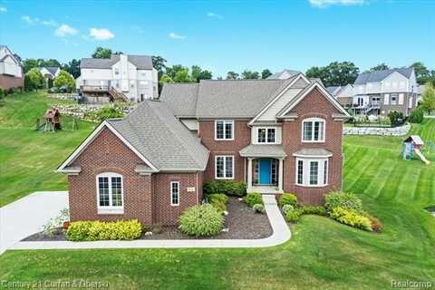 8028 Trenton Drive, White Lake, MI 48386