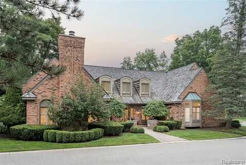 1537 Ashford Lane, Birmingham, MI 48009