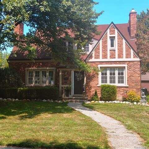 966 Hawthorne Road, Grosse Pointe Woods, MI 48236