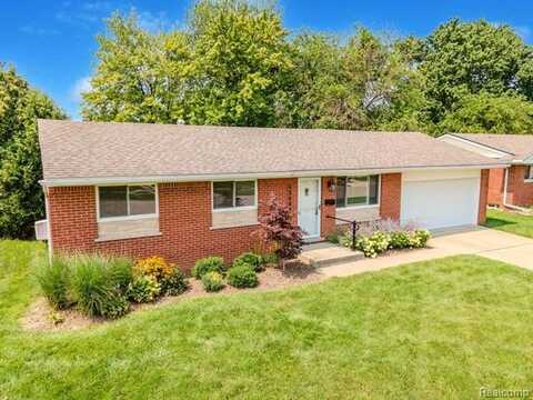 43403 Vivian Drive, Sterling Heights, MI 48313