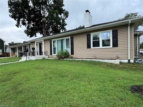 303 1st Street, Smithfield, VA 23430