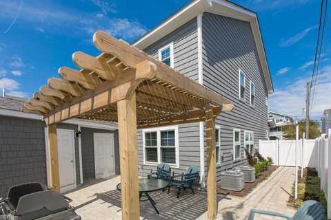 110 78th Street, Virginia Beach, VA 23451