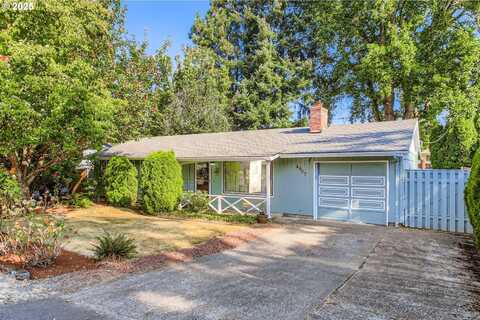 4967 SE LOGUS RD, Milwaukie, OR 97222