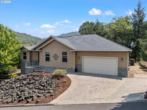 251 WINCHESTER CREEK AVE, Winchester, OR 97495