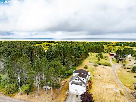 13907 N ST, Long Beach, WA 98631