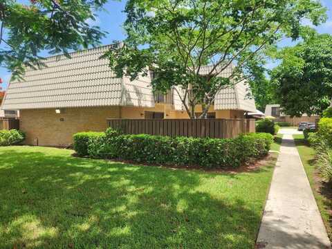 5609 56th Way, West Palm Beach, FL 33409
