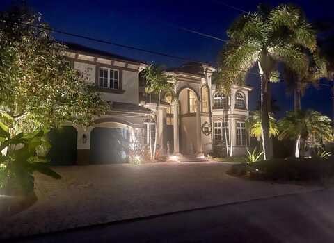 945 Cypress Drive, Delray Beach, FL 33483