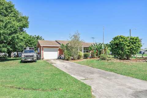 181 SW Christmas Terrace, Port Saint Lucie, FL 34984