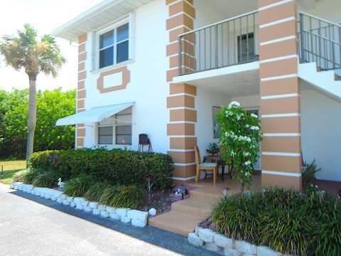 133 Lakes End Drive, Fort Pierce, FL 34982