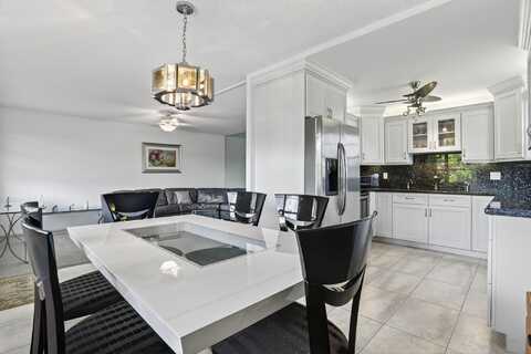 328 Richmond C, Deerfield Beach, FL 33442