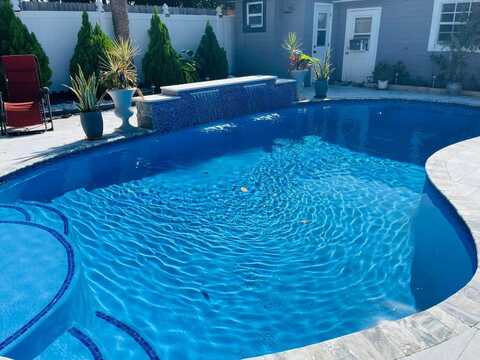1320 SE 2nd Terrace, Deerfield Beach, FL 33441